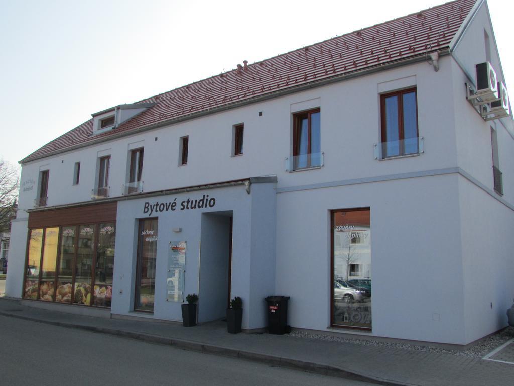 Penzion Admiral Trzeboń Zewnętrze zdjęcie